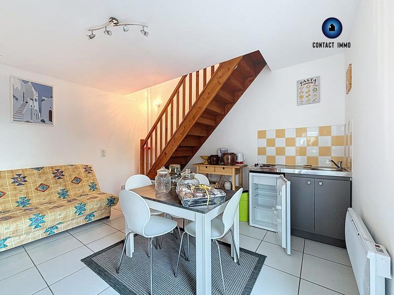 Maison - 279 m² - 9 pièces