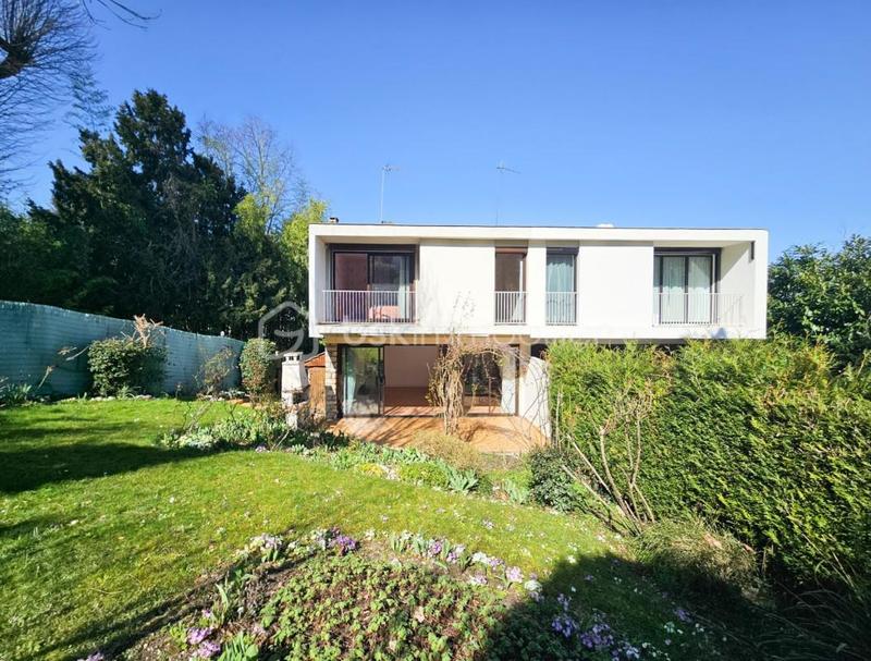 Maison d'architecte - 94 m² - 4 pièces