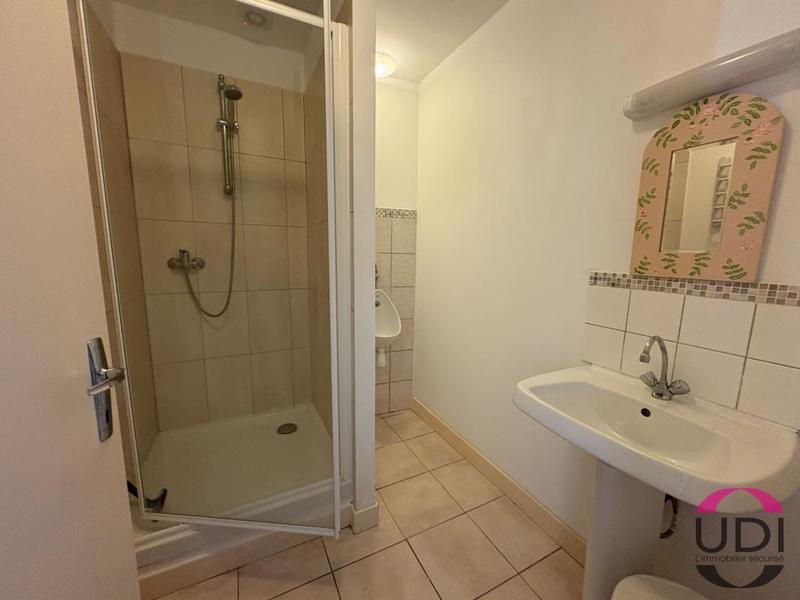 Maison - 235 m² - 8 pièces