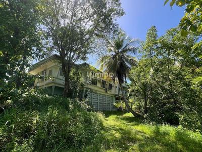 Villa - 395 m² - 16 pièces