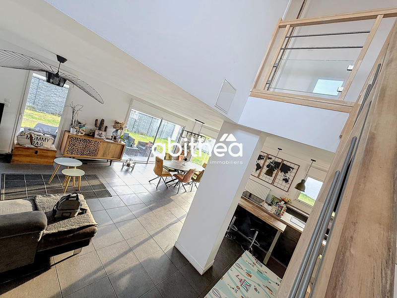 Maison - 144 m² - 5 pièces