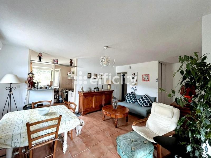 Appartement - 57 m² - 3 pièces