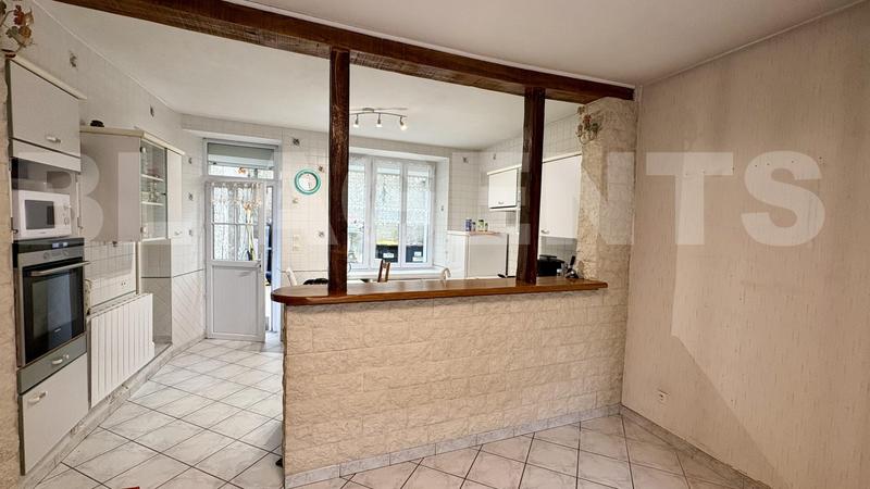 Local commercial - 44 m² - 2 pièces