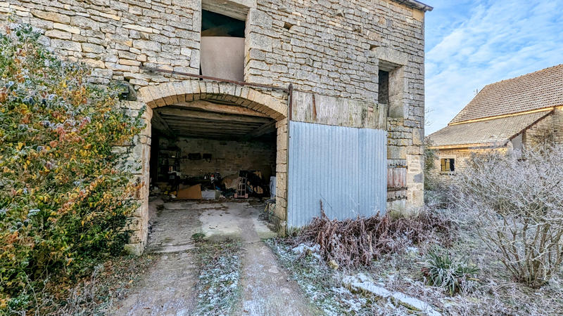 Maison - 330 m² - 11 pièces