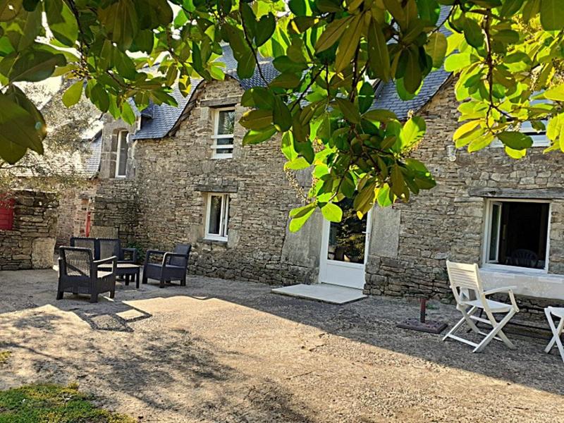 Maison - 350 m² - 11 pièces