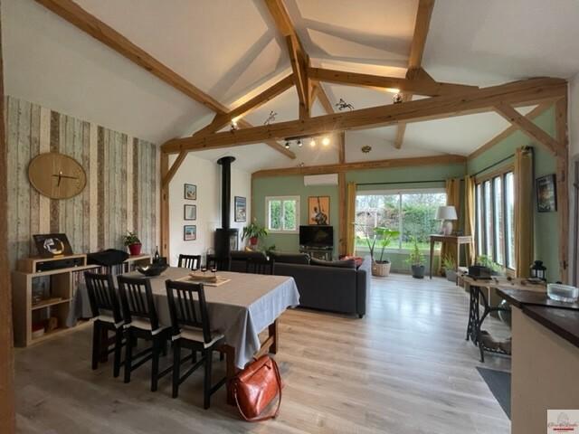 Maison - 120 m² - 5 pièces