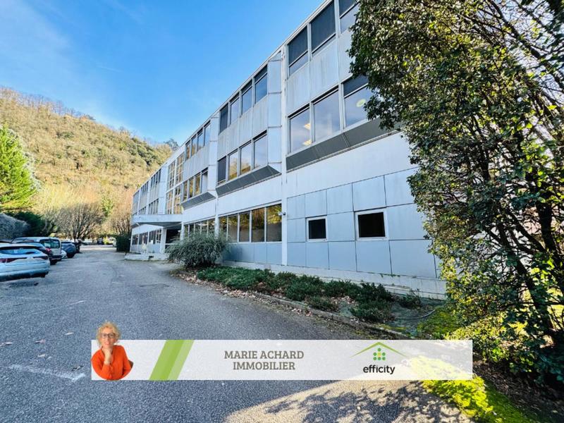 Bureau - 12 m² - 1 pièce