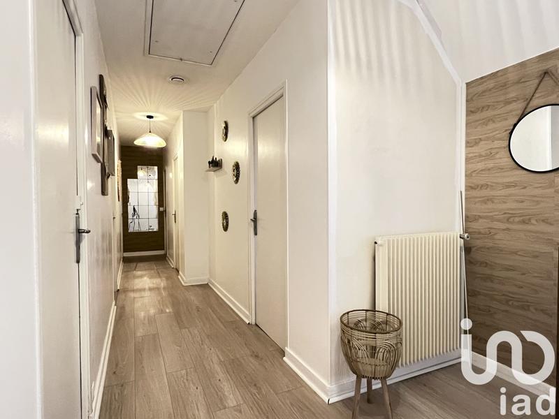 Maison - 176 m² - 8 pièces