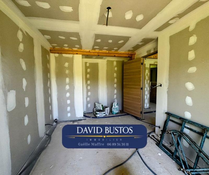 Maison - 98 m² - 4 pièces