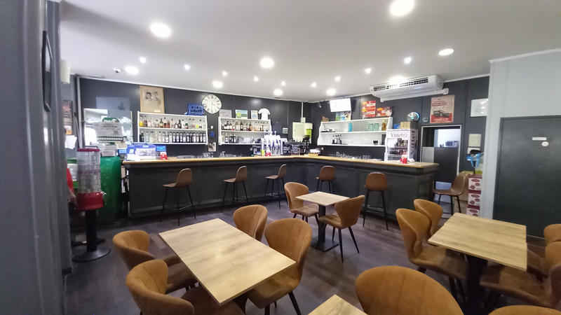 Local commercial - 183 m²