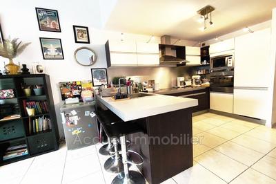 Appartement - 74 m² - 4 pièces