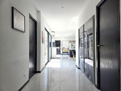 Maison - 170 m² - 5 pièces