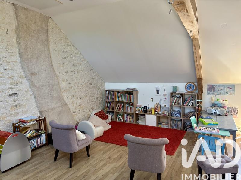 Maison - 345 m² - 8 pièces