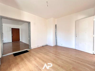Appartement - 91 m² - 4 pièces