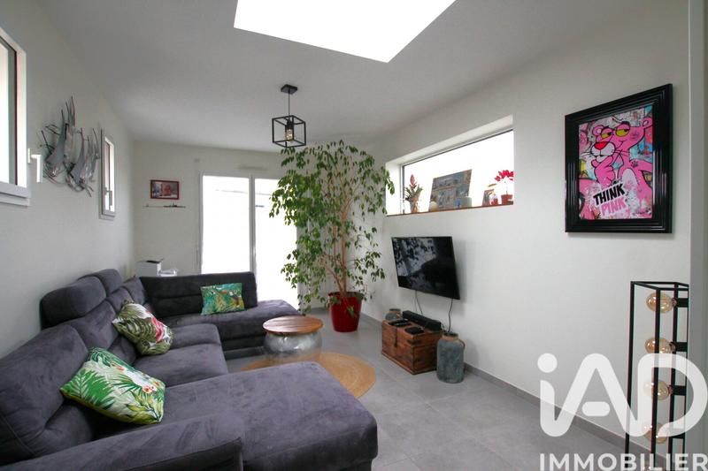 Maison - 99 m² - 5 pièces