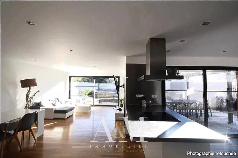 Maison - 148 m² - 6 pièces