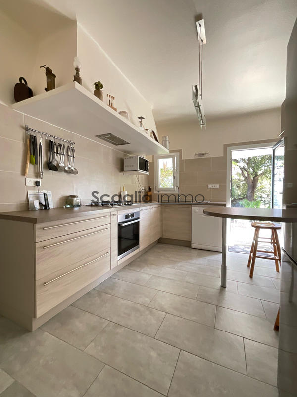 Maison - 148 m² - 4 pièces