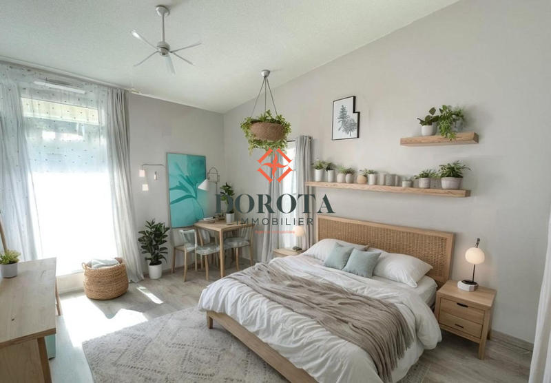 Appartement - 90 m² - 4 pièces