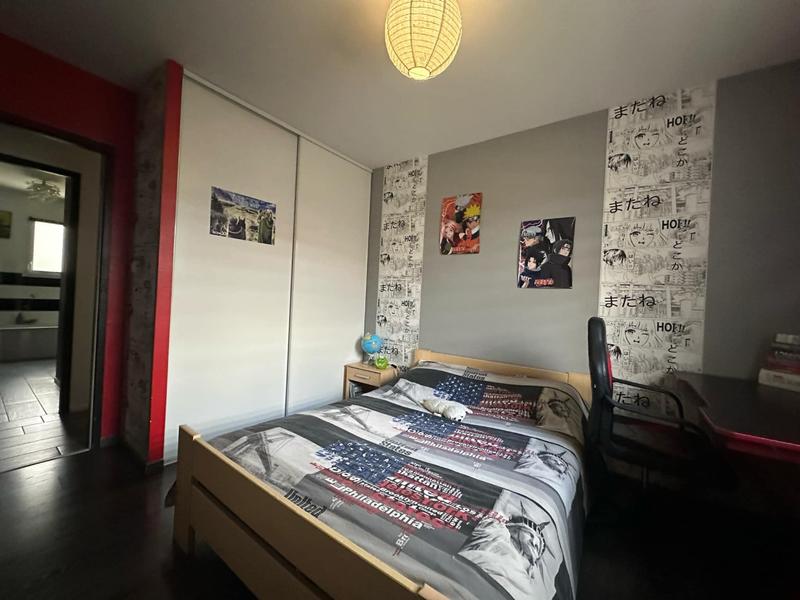 Maison - 91 m² - 5 pièces