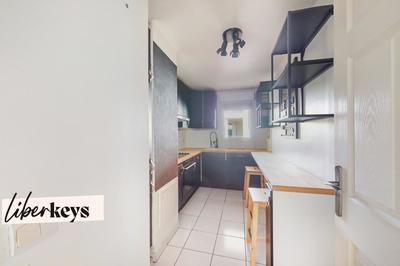 Appartement - 85 m² - 5 pièces