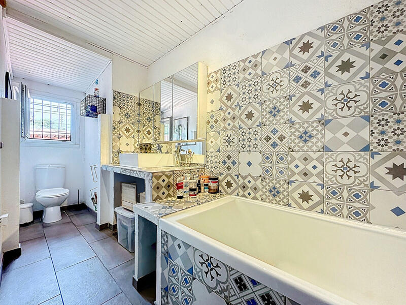 Maison - 92 m² - 4 pièces