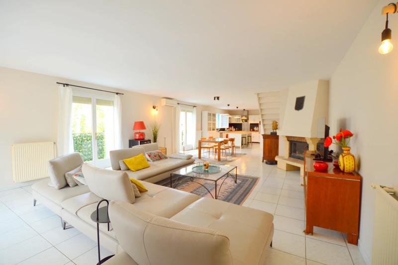 Maison - 160 m² - 4 pièces