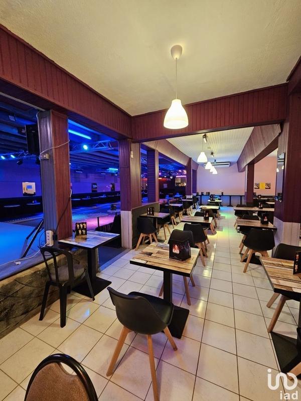 Local commercial - 602 m²