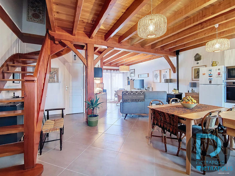 Maison - 98 m² - 4 pièces