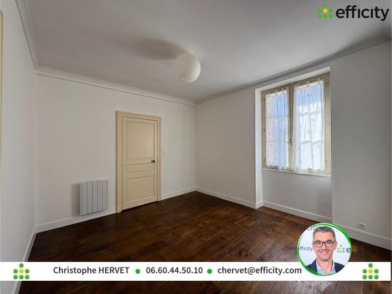 Maison - 185 m² - 5 pièces