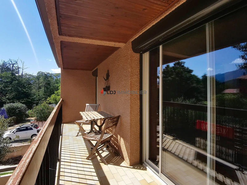 Maison - 97 m² - 5 pièces