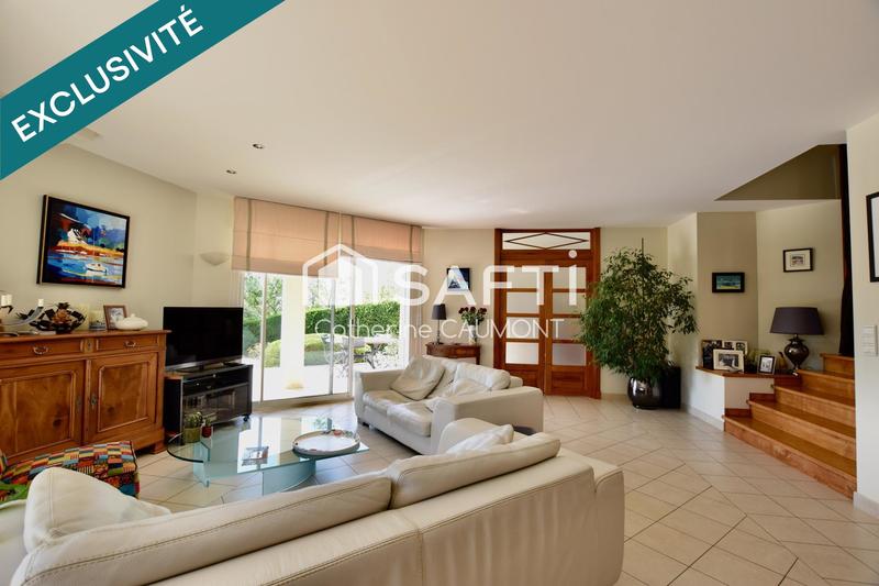 Maison - 155 m² - 6 pièces