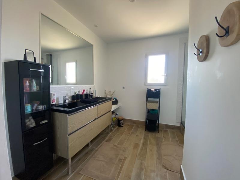 Maison - 232 m² - 10 pièces