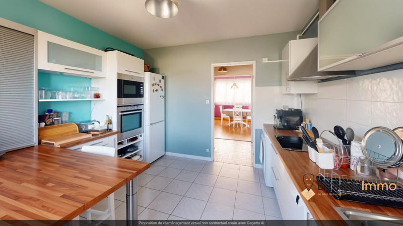 Appartement - 100 m² - 4 pièces