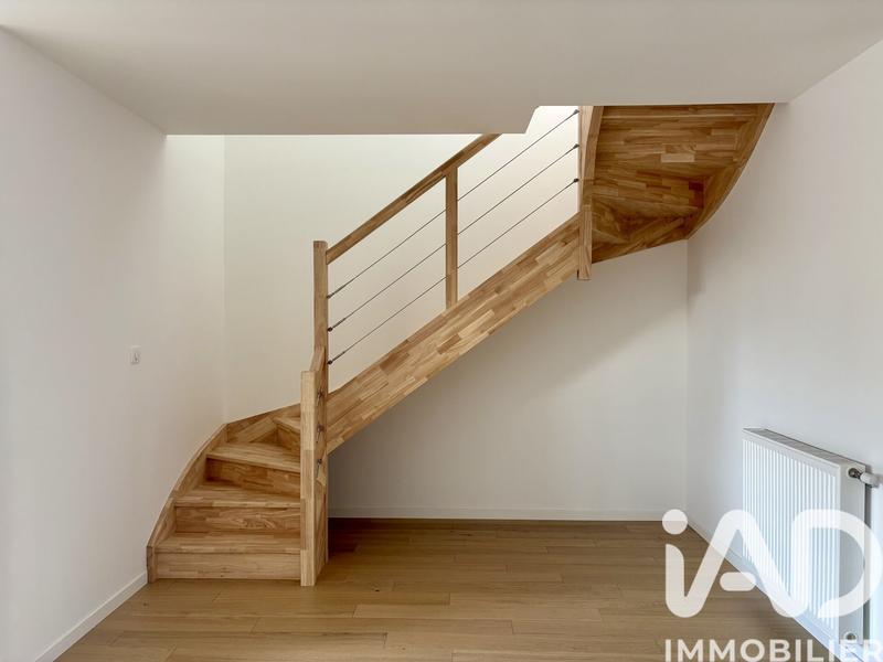 Maison - 108 m² - 4 pièces