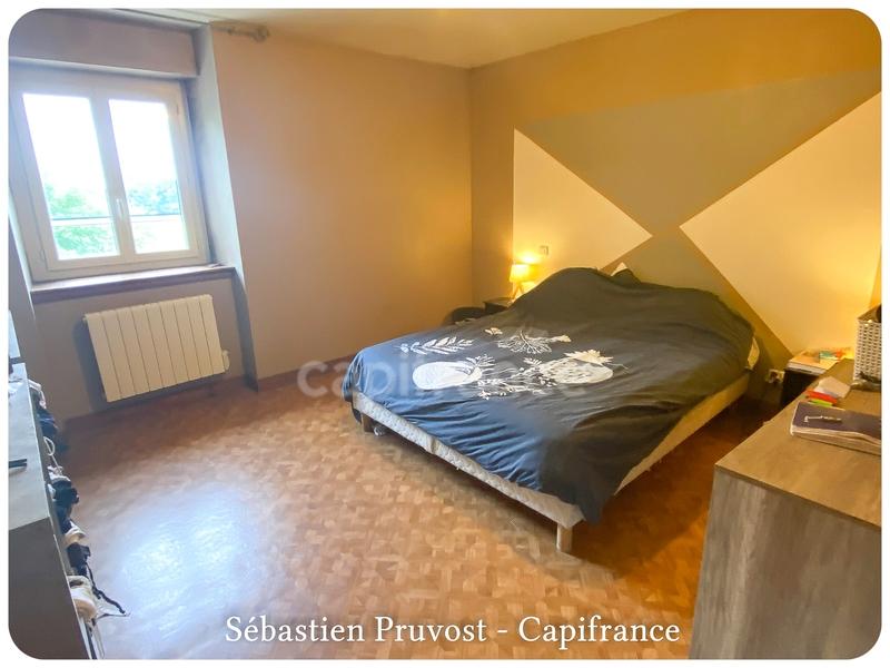 Maison en pierre - 250 m² - 8 pièces