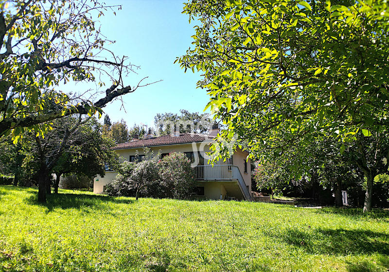 Maison - 127 m² - 6 pièces