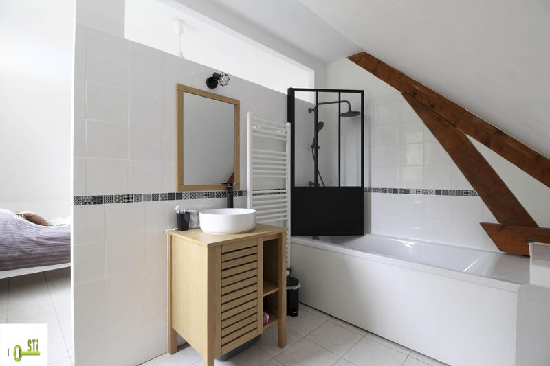 Maison - 270 m² - 8 pièces