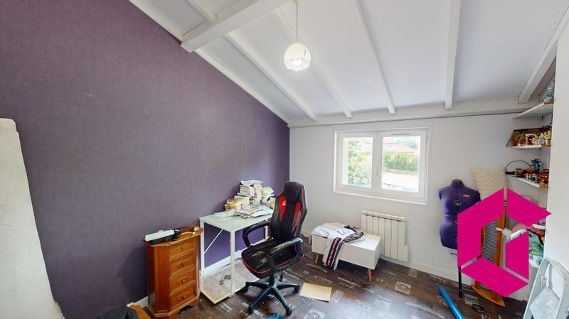 Maison - 102 m² - 5 pièces