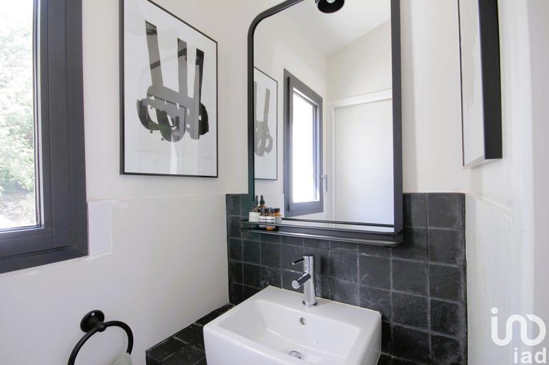 Maison - 300 m² - 10 pièces