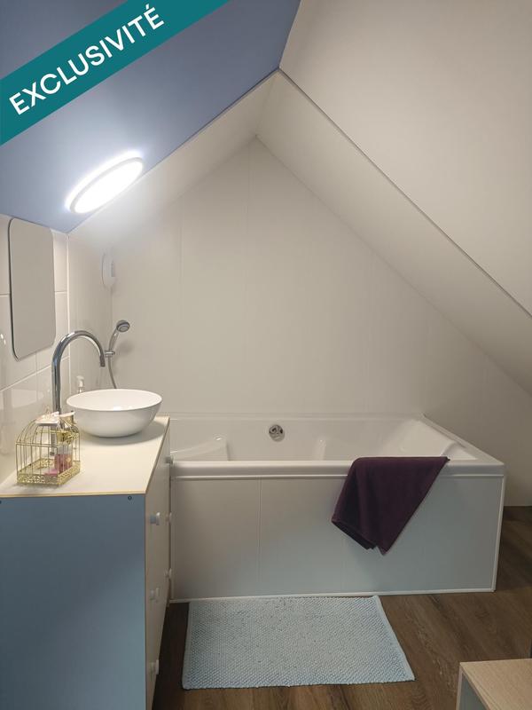 Maison - 137 m² - 6 pièces