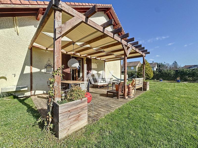 Maison - 179 m² - 6 pièces