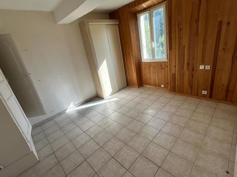 Immeuble - 225 m² - 12 pièces