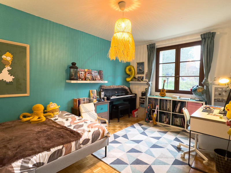 Maison - 211 m² - 7 pièces