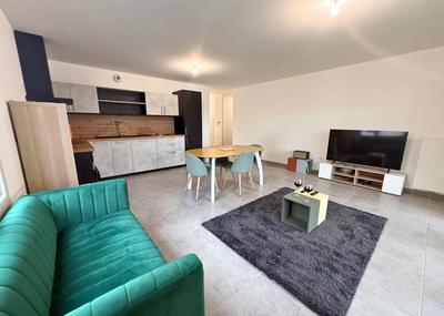 Appartement - 86 m² - 4 pièces