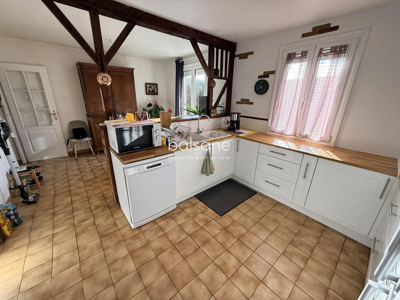 Maison - 98 m² - 5 pièces