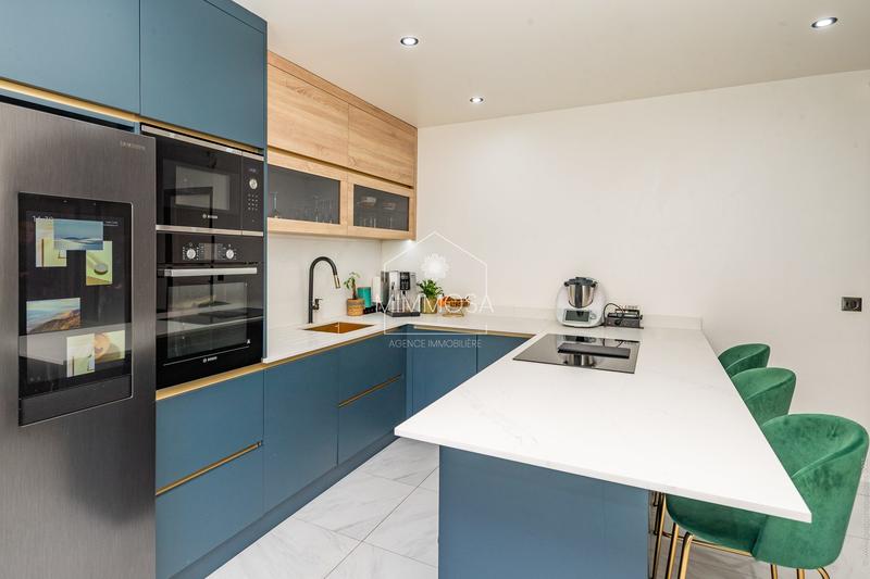 Maison - 170 m² - 7 pièces