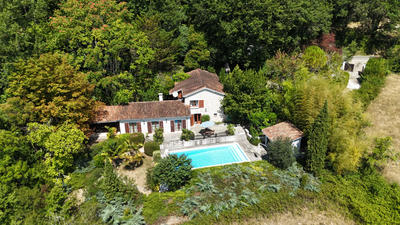 Maison - 123 m² - 4 pièces