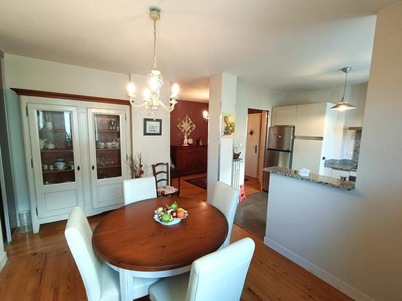 Appartement - 85 m² - 4 pièces