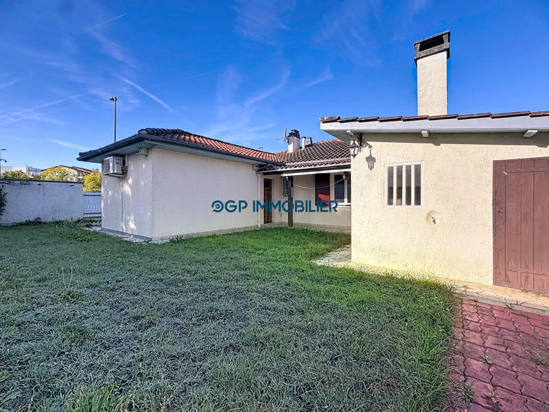 Maison - 98 m² - 4 pièces