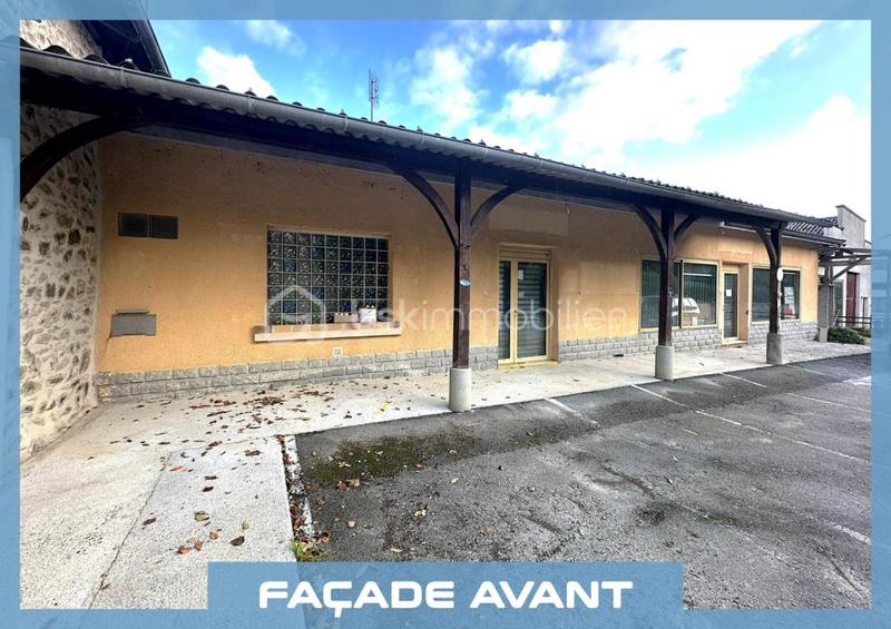 Propriété - 205 m² - 10 pièces